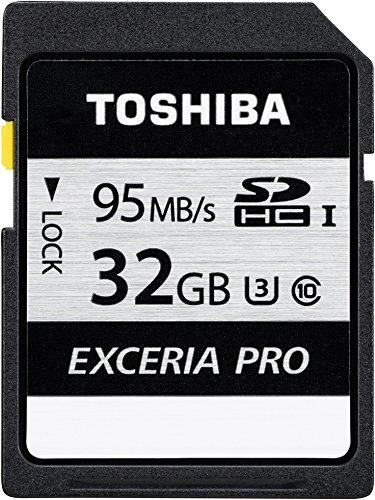 東芝 メモリーカード (32GB)
