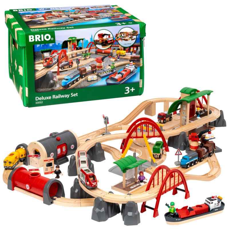 BRIO (ブリオ) WORLD レール & ロードデラックスセット 対象年齢 3歳~ (電車 おもちゃ 木製 レール) 33052